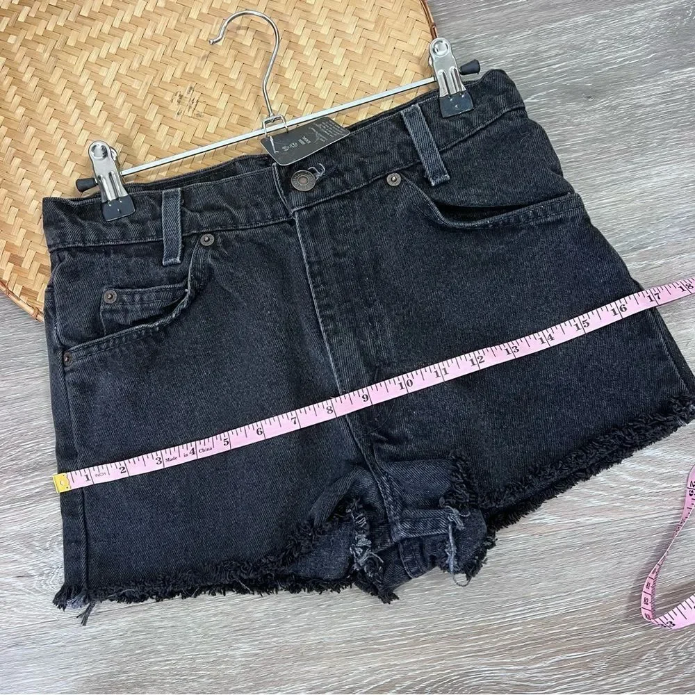Nwt urban renewal Vintage Levi’s black Cut Off‎ Shorts